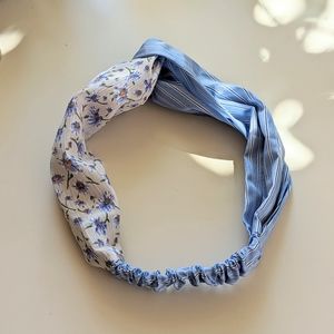 Anthropologie floral twisted headband blue